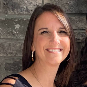 Meet your Posher, Stacy